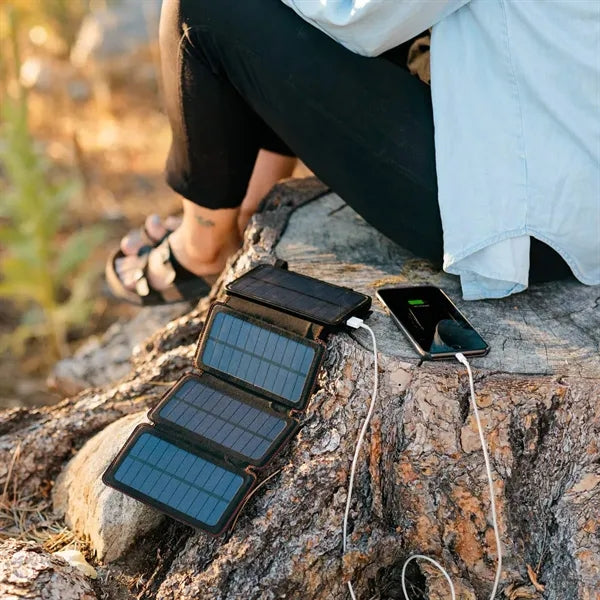 Foldable Waterproof Dual USB/Wireless 4 Panel Solar Charger