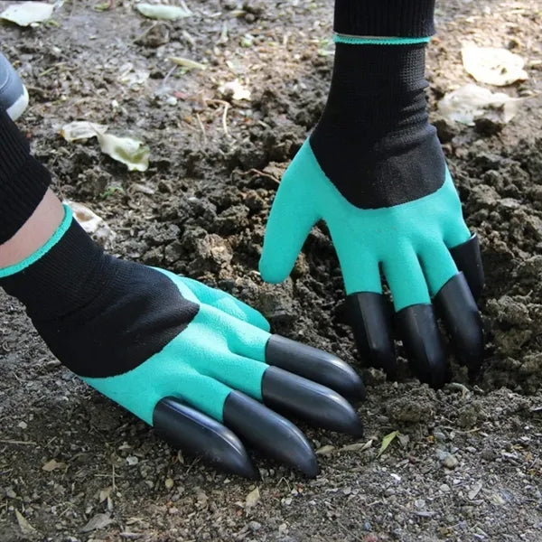 Gardening Gloves with Built-in Claws