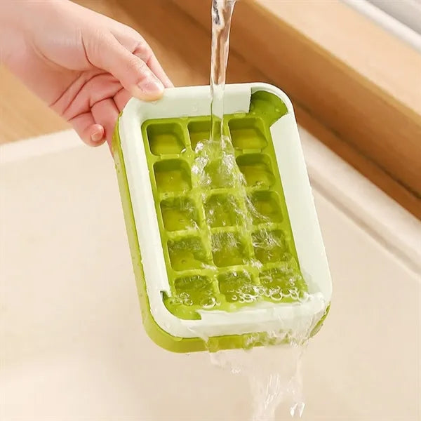 15-Cube BPA-Free Stackable Press-Release Square Ice Tray