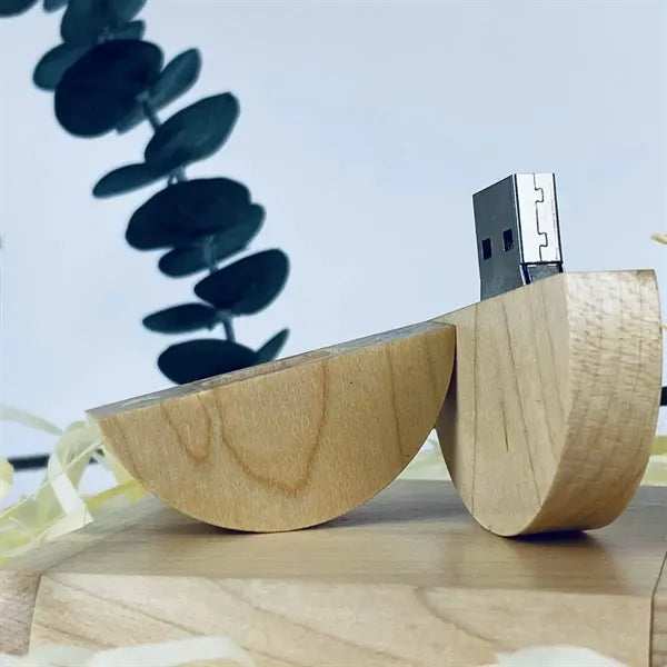 Magnetic Closure Durable Elegant Wooden USB 3.0 Flash Drive