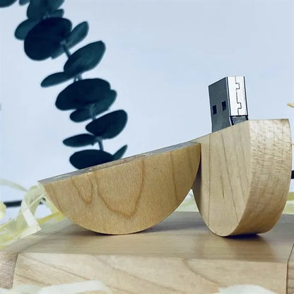 Magnetic Closure Durable Elegant Wooden USB 3.0 Flash Drive
