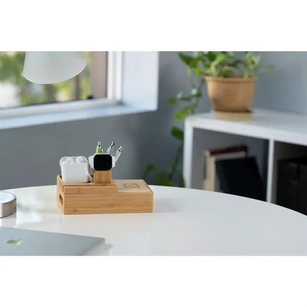 Bamboo Fast Wirelsss Charging Dock Station