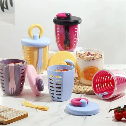 Portable Salad Cup with Built in Fork and Strainer Lid