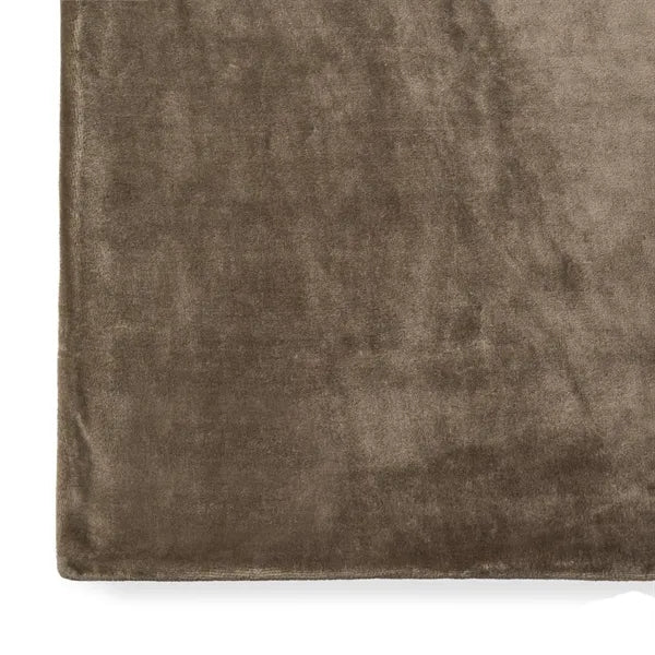 Ultra Soft Plush Throw Blanket with Gift Ribbon