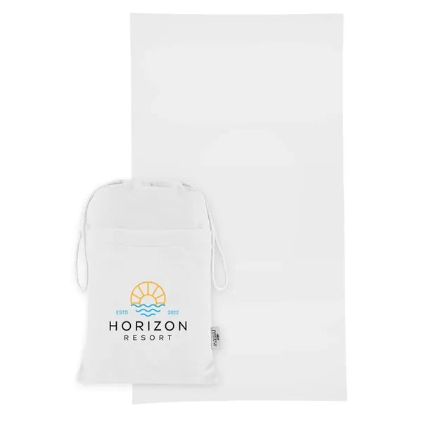 Sand-Free rPET Beach Towel With Pouch