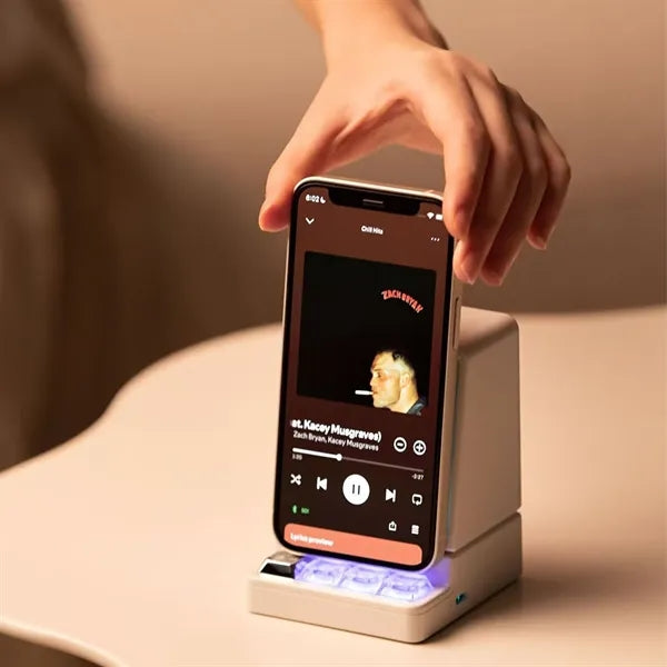 Retro Computer Shaped Bluetooth Speaker with LED Display