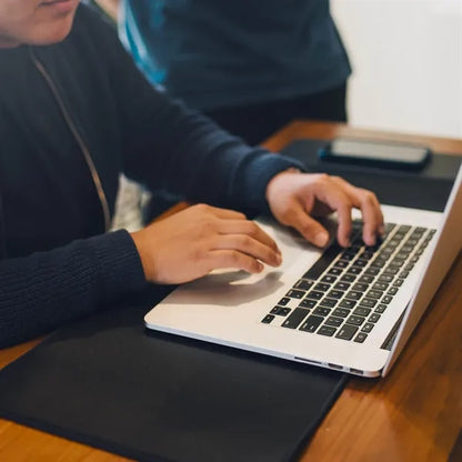 Jacob Wireless Charging Mouse Pad