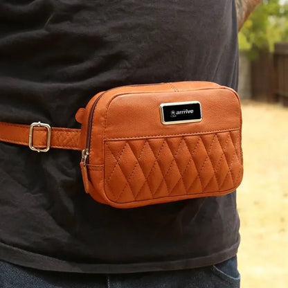 Brea Canyon Leather Cross Body Bag