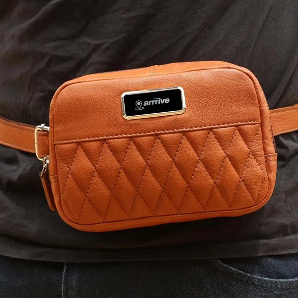 Brea Canyon Leather Cross Body Bag