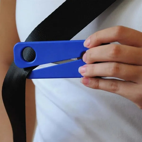 Travel portable safety vehicle emergency seat belt cutter