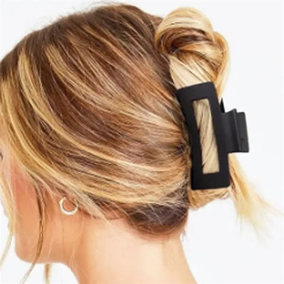 Trendy Large Matte Hair Claw Clip Secure and Stylish Hold