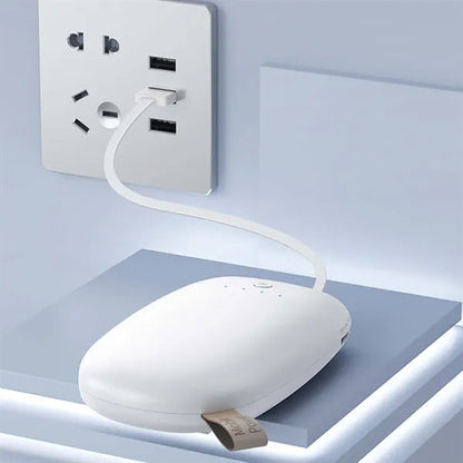 Versatile Portable long-lasting mini 6000 mAh power bank