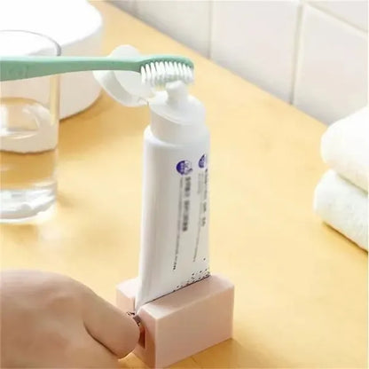 Manual Rotate Toothpaste Squeezer Extruder