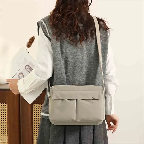 Lightweight Women's Shoulder Bag