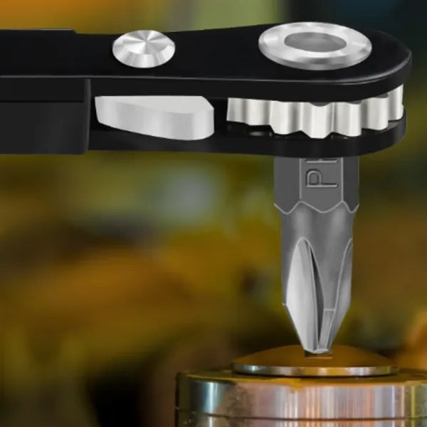 Multifunctional screwdriver set