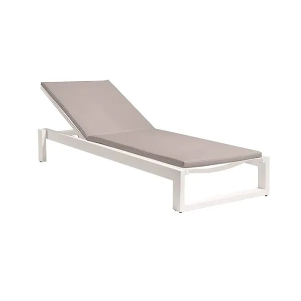Outdoor Foldable Beach Lounger