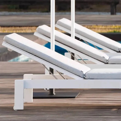 Outdoor Foldable Beach Lounger