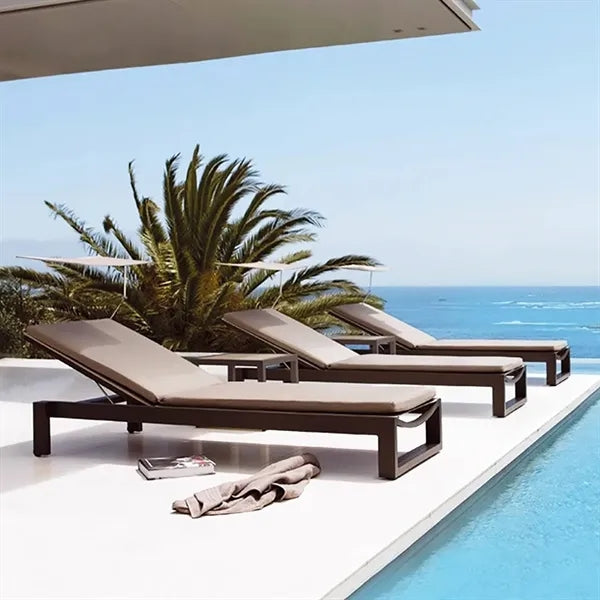 Outdoor Foldable Beach Lounger