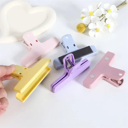 Magnetic Long Tail Clip