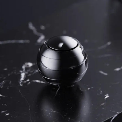Optical Illusion Spinner Ball