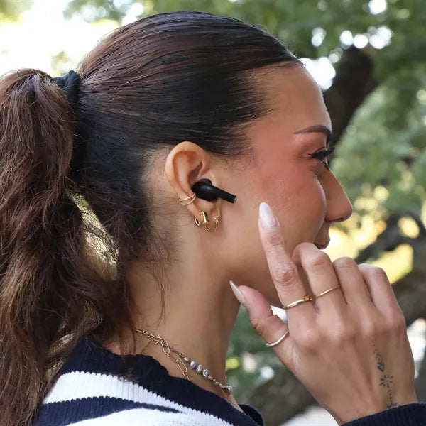 Juicy Jams Power Bank & Earbuds