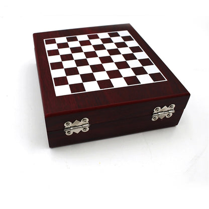 Wine Gift Set with Chess