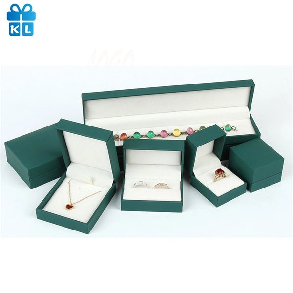 Custom Cardboard Jewelry Boxes