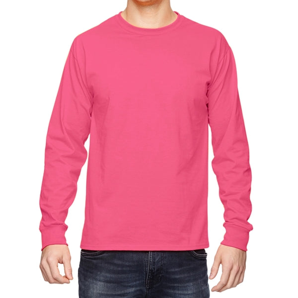 Sleek Fruit of the Loom Shirt