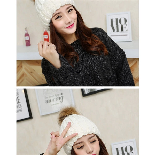 Women Winter Knitted Beanie Hat with Faux Fur
