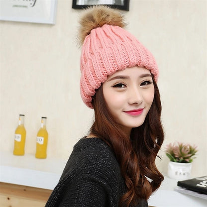 Women Winter Knitted Beanie Hat with Faux Fur