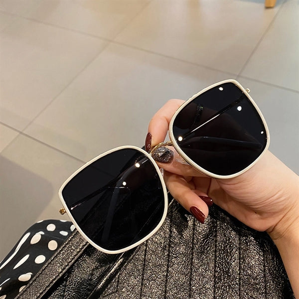 Oversized Square Metal Frame Sunglasses